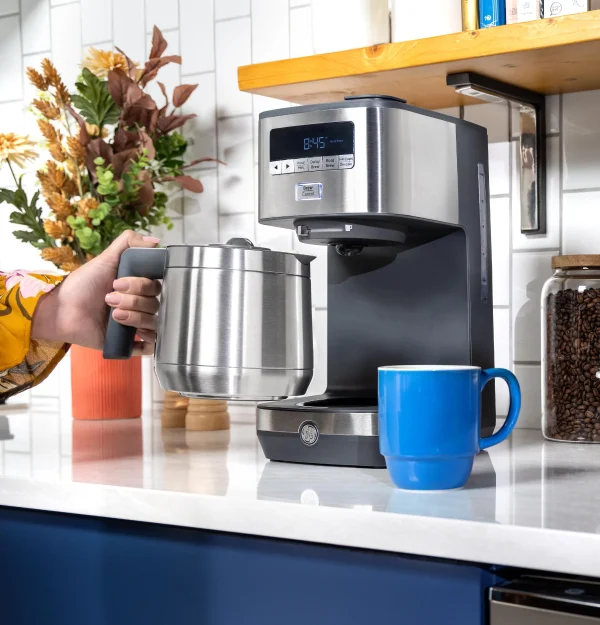 GE 10 Cup Drip Coffee Maker with Single Serve - MadeInUSA - Image 8