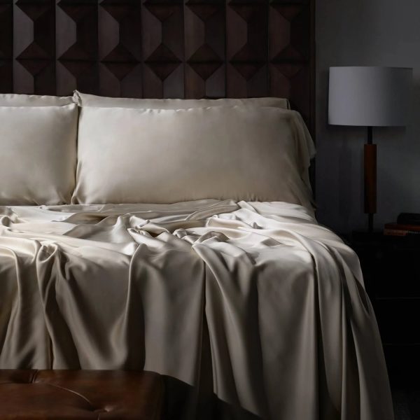 LUXOME Luxury Sheet Set | 100% Viscose from Bamboo | Full Size - White | Deep Pockets | 4-Piece Set (Fitted, Flat, 2 Pillowcases) - MadeInUSA - Image 2