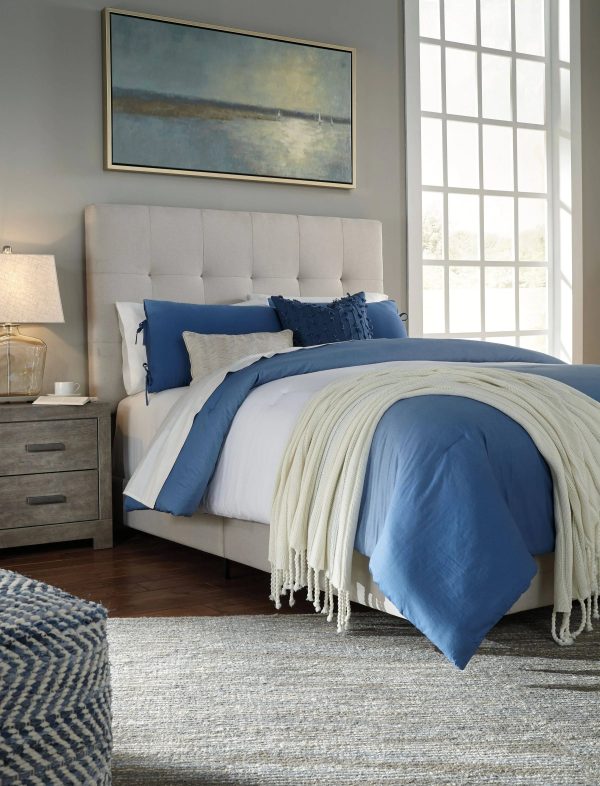 Ashley Furniture Dolante Tufted Queen Panel Bed in Beige - B130-581 - MadeInUSA - Image 3
