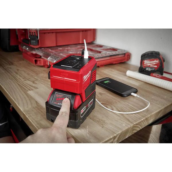 Milwaukee 284650 M18 18Volt 175Watt LithiumIon Powered Compact Inverter with 5.0 Ah Battery - MadeInUSA - Image 6