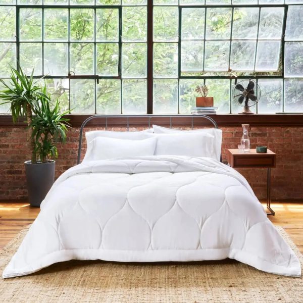 Buffy Cloud Comforter - Hypoallergenic Eucalyptus Fabric - Full/Queen - MadeInUSA