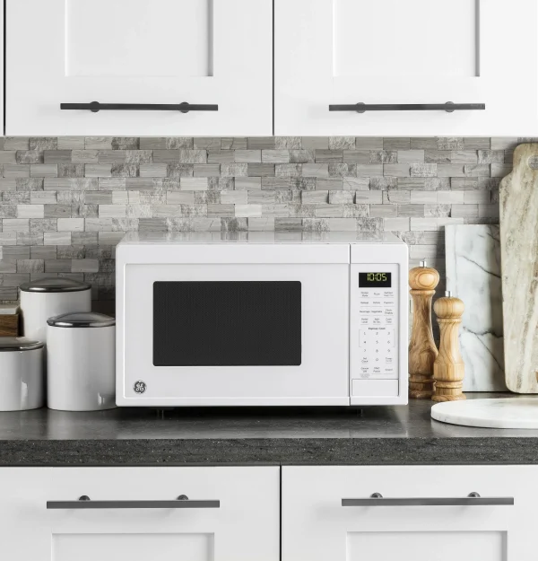 GE? 0.9 Cubic Foot Capacity Countertop Microwave Oven, White, JES1095DMWW - MadeInUSA - Image 4
