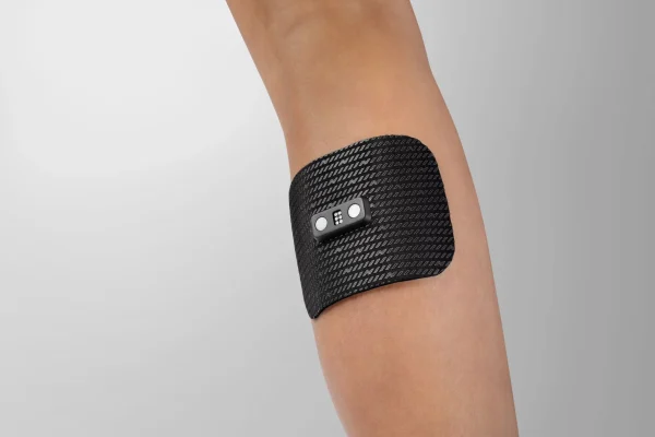 Hyperice Venom Go Body Massager, Black, Multiple Vibration Patterns & Heat Levels, HSA/FSA Eligible - MadeInUSA - Image 7