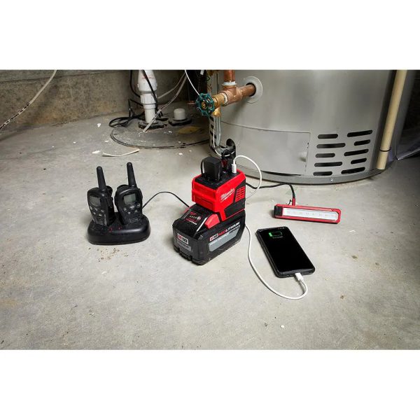 Milwaukee 284650 M18 18Volt 175Watt LithiumIon Powered Compact Inverter with 5.0 Ah Battery - MadeInUSA - Image 7