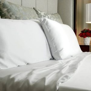 LUXOME Luxury Sheet Set | 100% Viscose from Bamboo | Full Size - White | Deep Pockets | 4-Piece Set (Fitted, Flat, 2 Pillowcases) - MadeInUSA