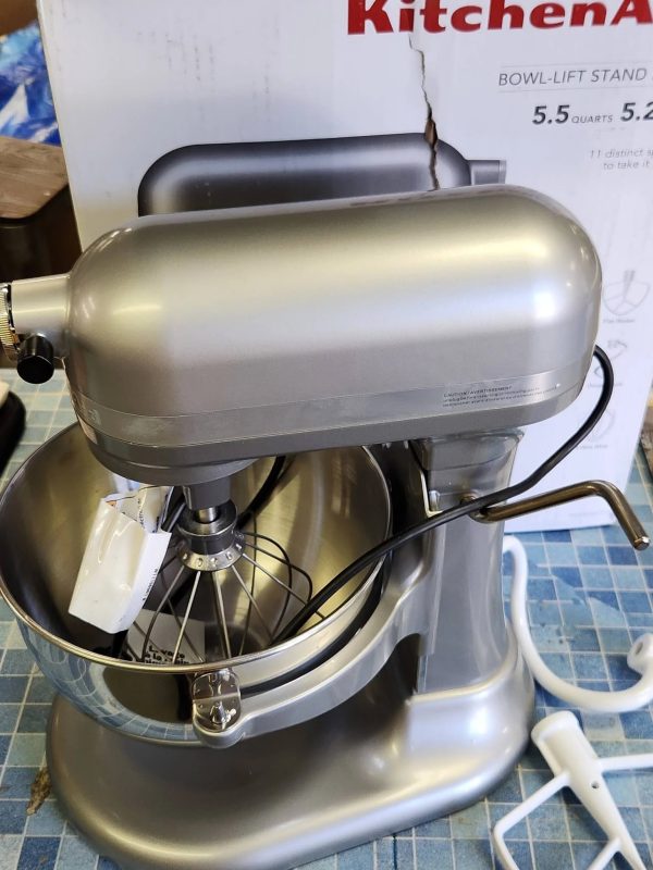 KitchenAid - 5.5 Quart Bowl-Lift Stand Mixer - Contour Silver - MadeInUSA - Image 11