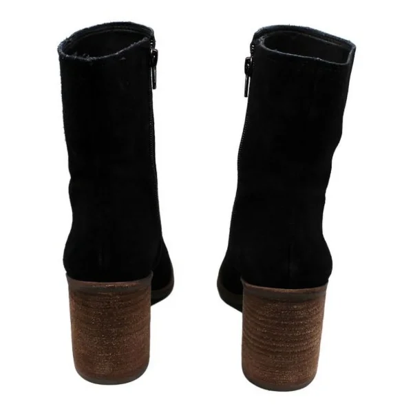 Lucky Brand Boots: Embrace Bohemian Elegance in Every Step - MadeInUSA - Image 5
