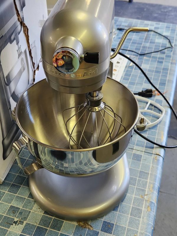 KitchenAid - 5.5 Quart Bowl-Lift Stand Mixer - Contour Silver - MadeInUSA - Image 8