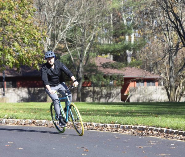 Kent 700c Men S Ridgeland Hybrid Bike, Blue/Green - MadeInUSA - Image 5