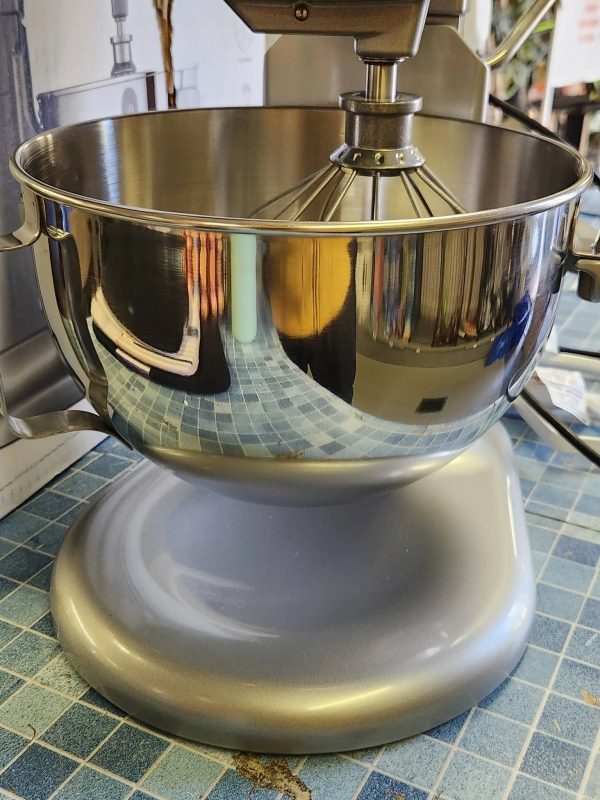KitchenAid - 5.5 Quart Bowl-Lift Stand Mixer - Contour Silver - MadeInUSA - Image 9