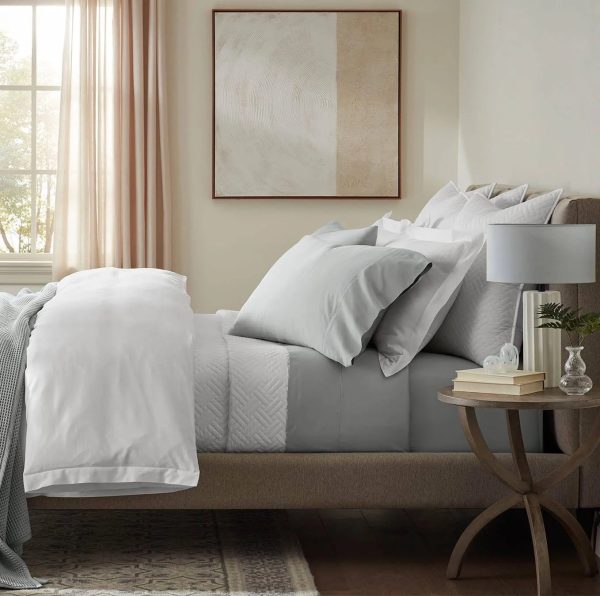 Boll & Branch Signature Hemmed Sheet Set, Split King - Shore - MadeInUSA - Image 7