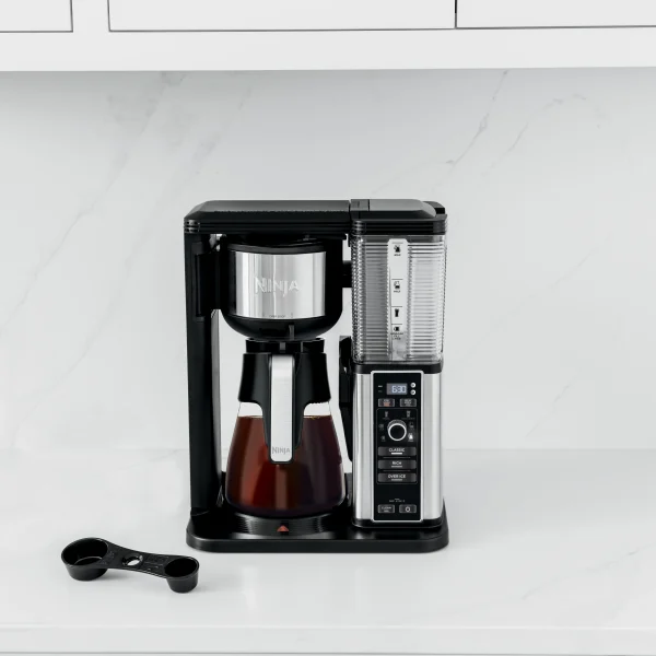 Ninja CM300 Hot & Iced Coffee Maker, Single Serve Coffee Maker, Drip Coffee, Stainless, Glass Carafe - MadeInUSA - Image 7