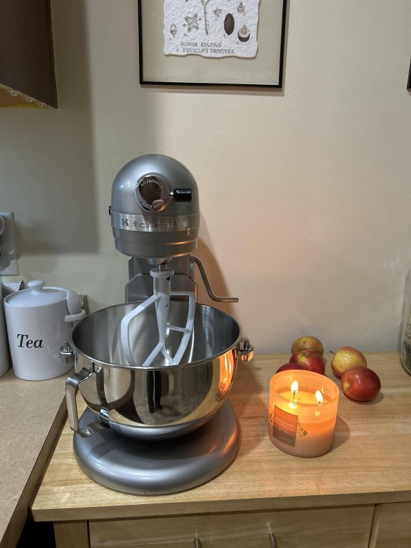 KitchenAid - 5.5 Quart Bowl-Lift Stand Mixer - Contour Silver - MadeInUSA - Image 3